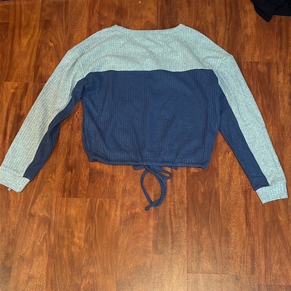 blue size xs crave fame long sleeve crop top - Picture 2 of 4